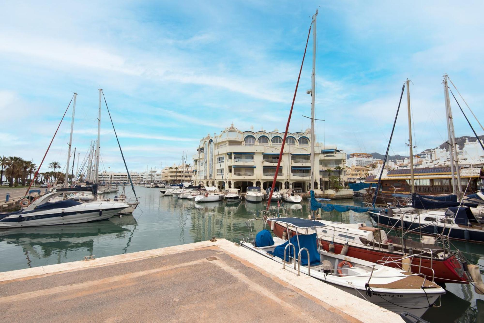 Apartmento En La Pequena Venecia, Puerto Marina Benalmádena Extérieur photo